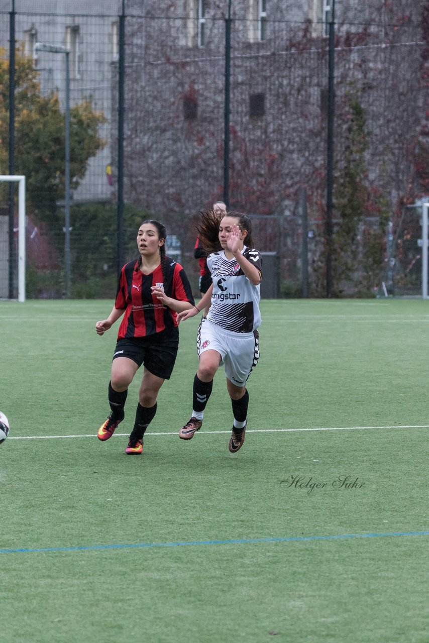 Bild 216 - B-Juniorinnen FC St.Pauli . Braedstrup IF : Ergebnis: 4:1